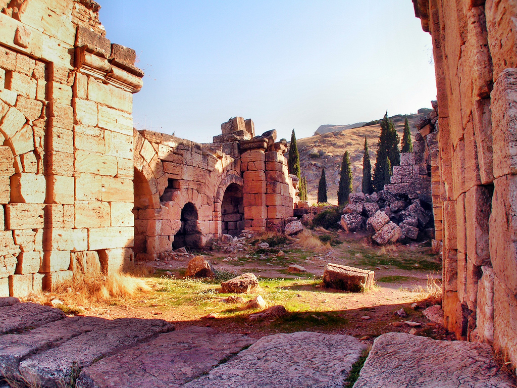 hierapolis via